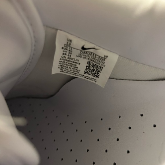 Nike Air Force 1 - Picture 3 of 6